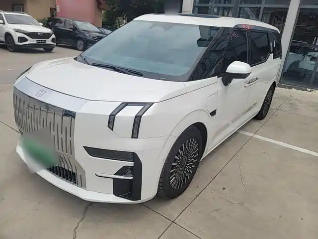 Zeekr 009 2022