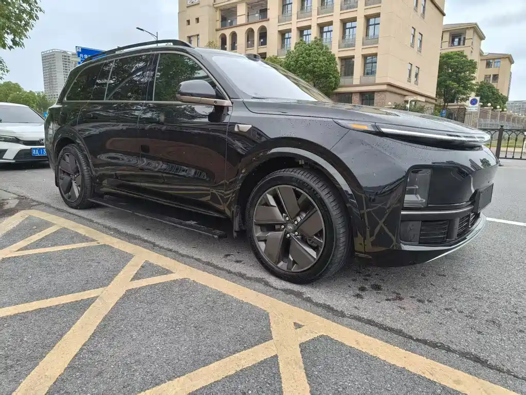 Li Auto L9 2025 Ultra