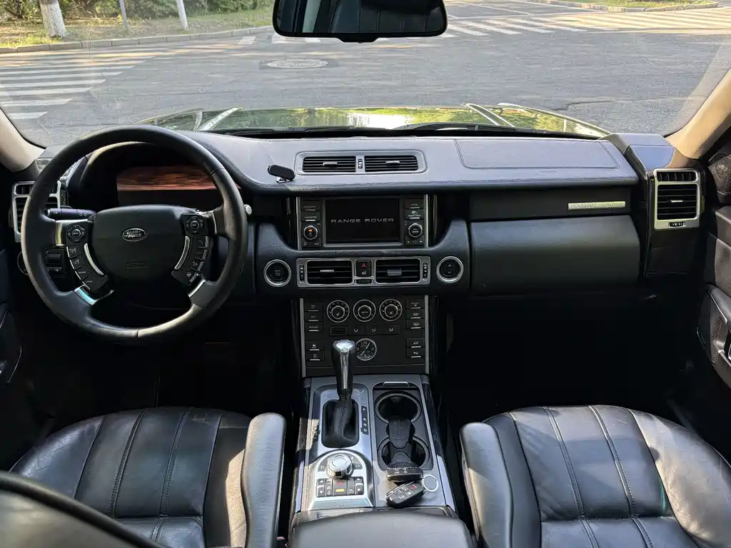 Land Rover Range Rover 2010 3.6 TDV8 HSE