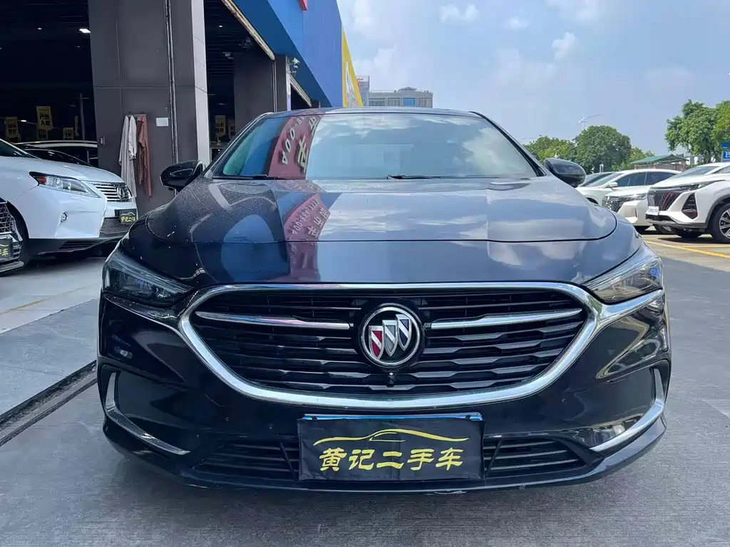 Buick LaCrosse — миниатюра 2