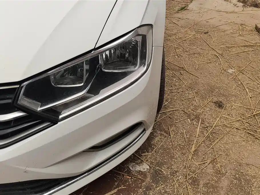 Volkswagen Bora 2016 1.6L MT Comfort