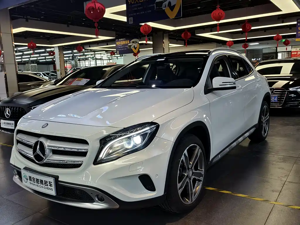 Mercedes-Benz GLA 2016
