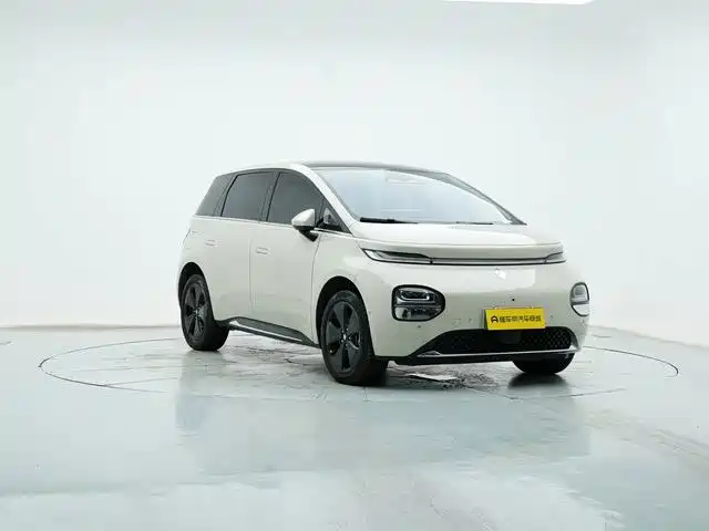 Baojun Yunduo — миниатюра 6