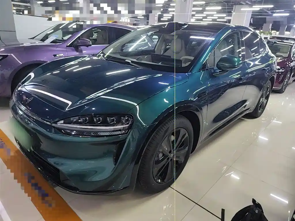 Luxeed Zhijie R7 2025