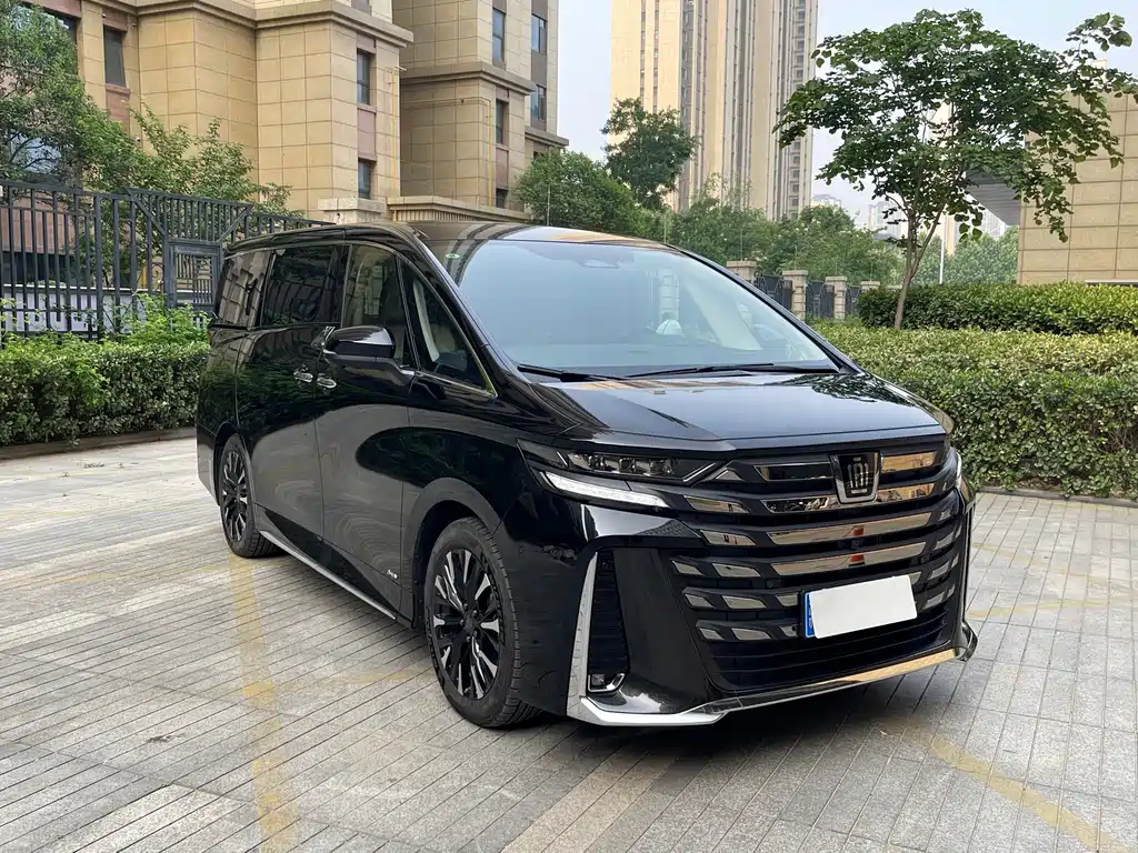 Toyota Vellfire 2025