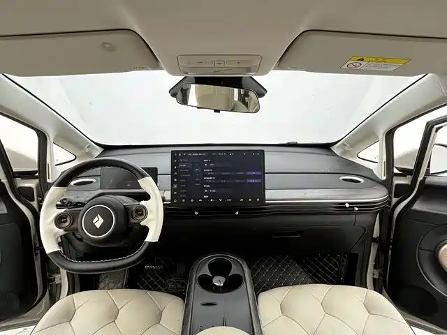 Baojun Yunduo — миниатюра 8