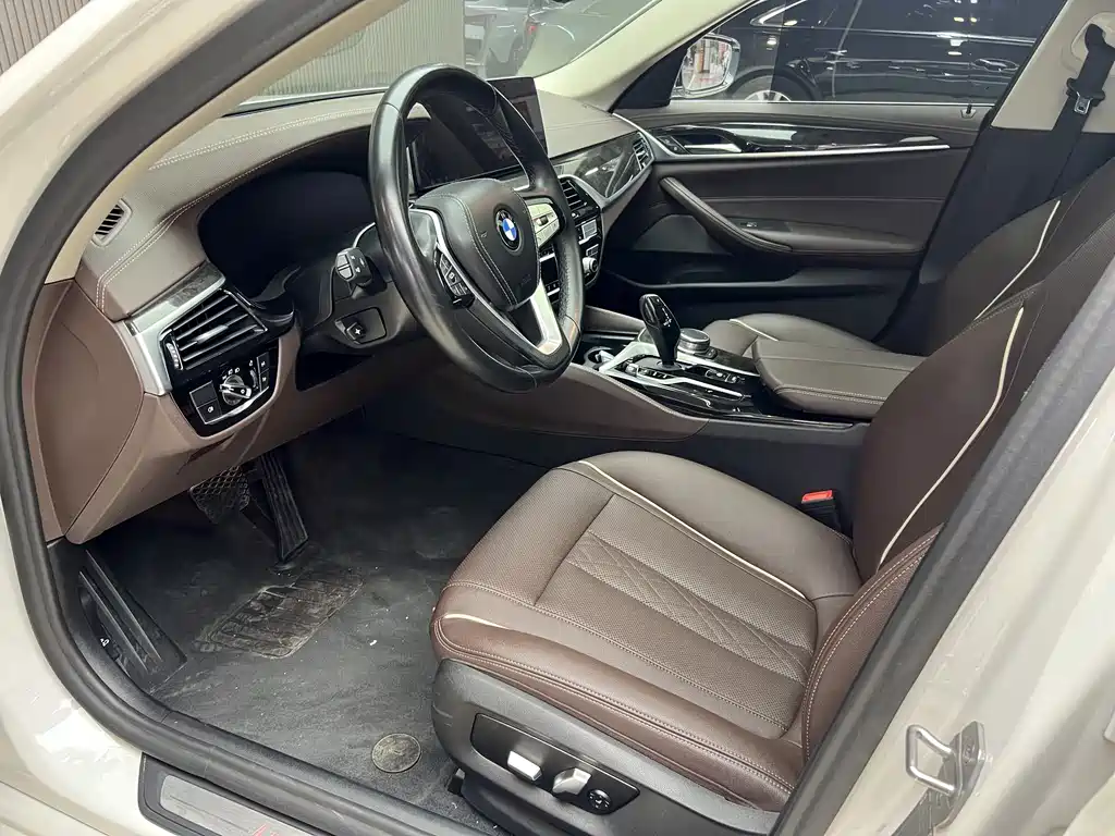 BMW 5 Series 5 2022 525Li Luxury