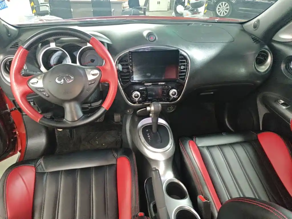 Infiniti ESQ — миниатюра 10