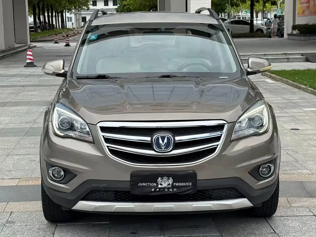 Changan CS35 — миниатюра 2