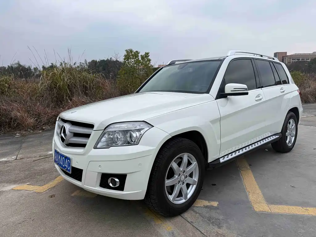 Mercedes-Benz GLK-Class (Import) 2012