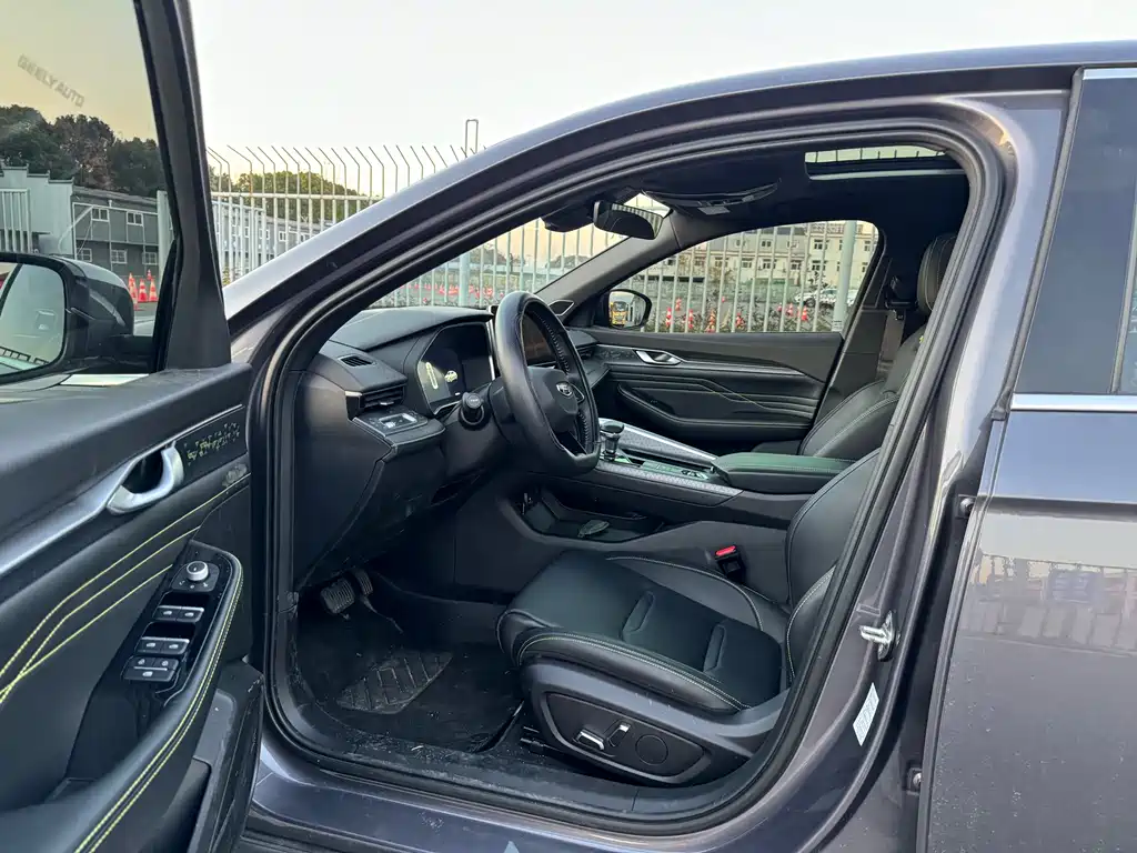 GEELY AUTOMOBILE XINGRUI