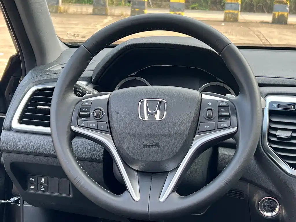 Honda UR-V — миниатюра 7