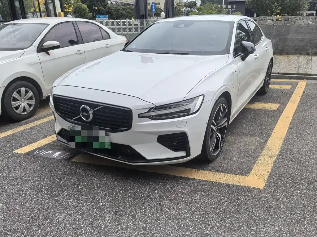 Volvo S60 PHEV 2021