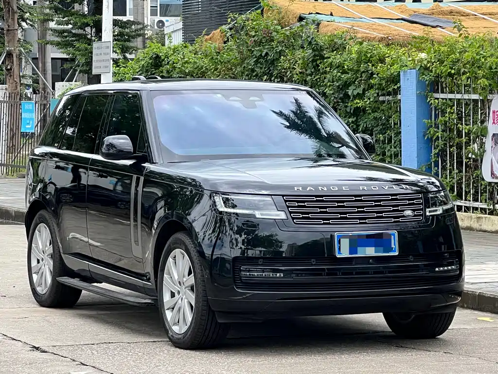 Land Rover Range Rover 2025 3.0 L6 360PS