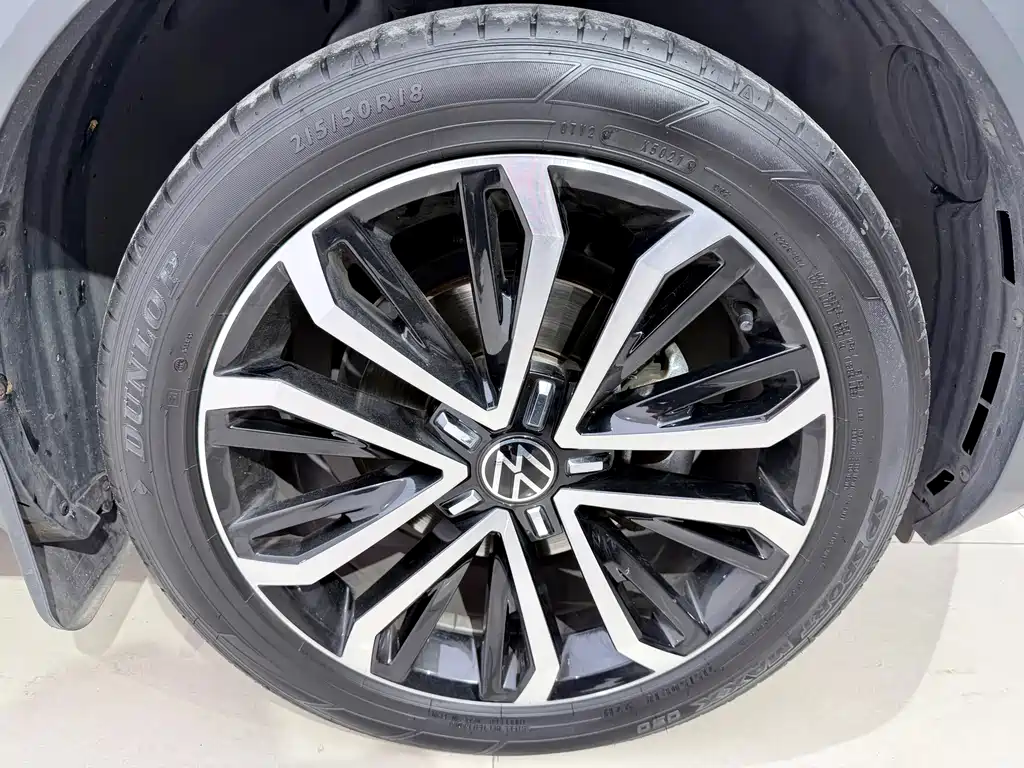 Volkswagen T-Roc — миниатюра 15
