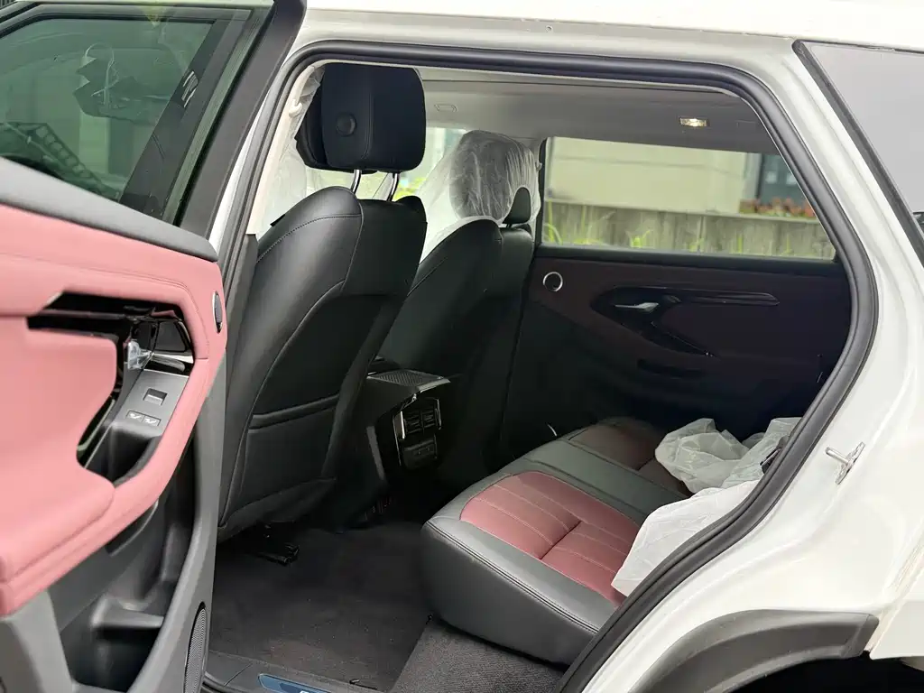 Land Rover Range Rover Evoque 2024 L SE