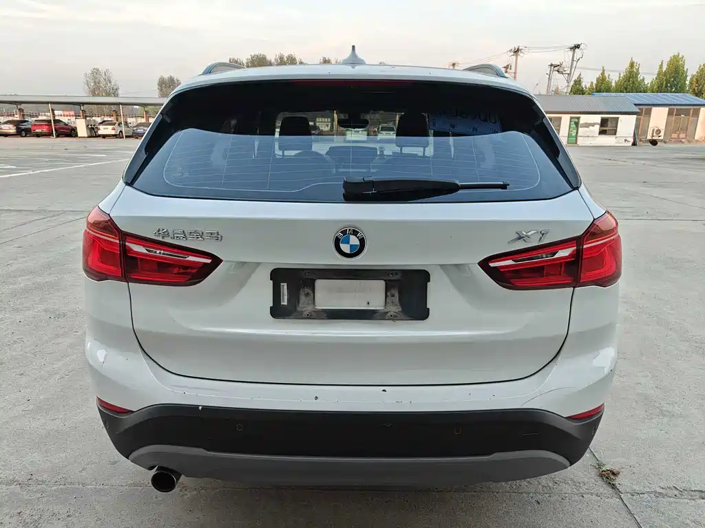 BMW X1 — миниатюра 5