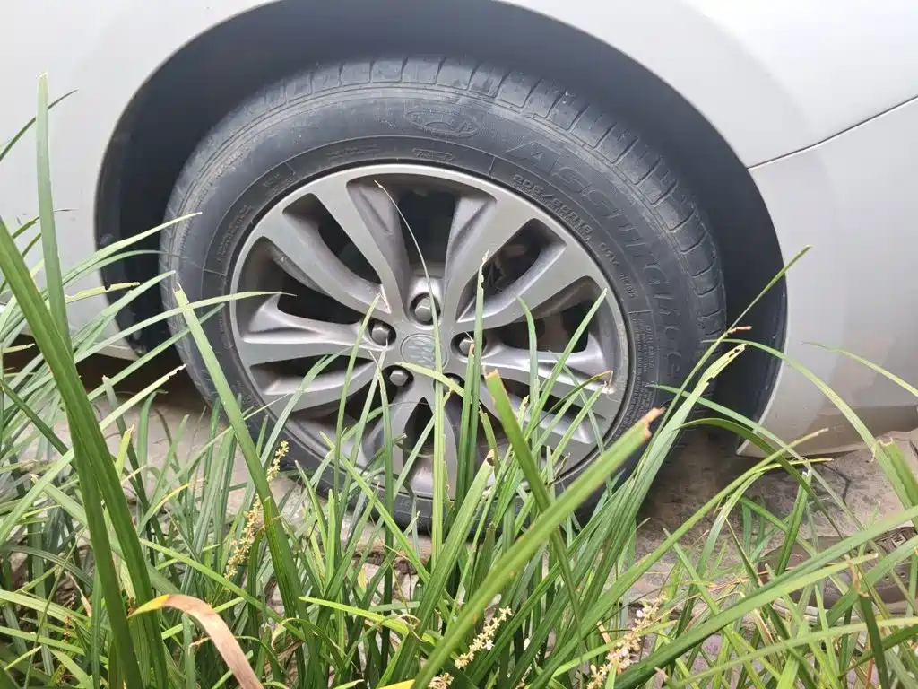 Buick Excelle — миниатюра 8