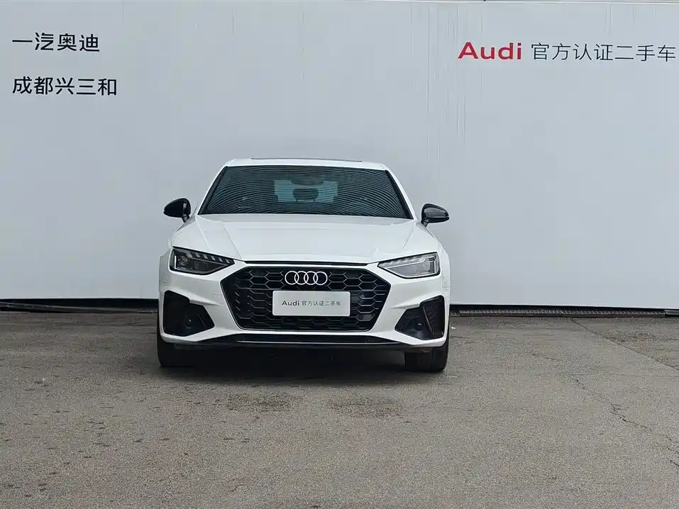 Audi A4L 2024 40 TFSI Luxury