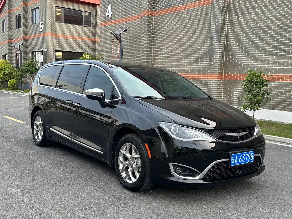 Chrysler Grand Voyager 2017 3.6L Premium