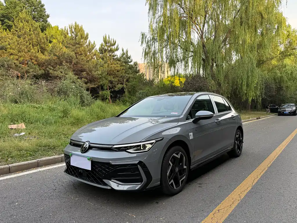 Volkswagen Golf 2026