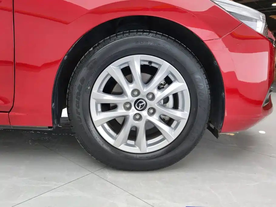 Mazda Mazda3 3 2017 1.5L AT Comfort V