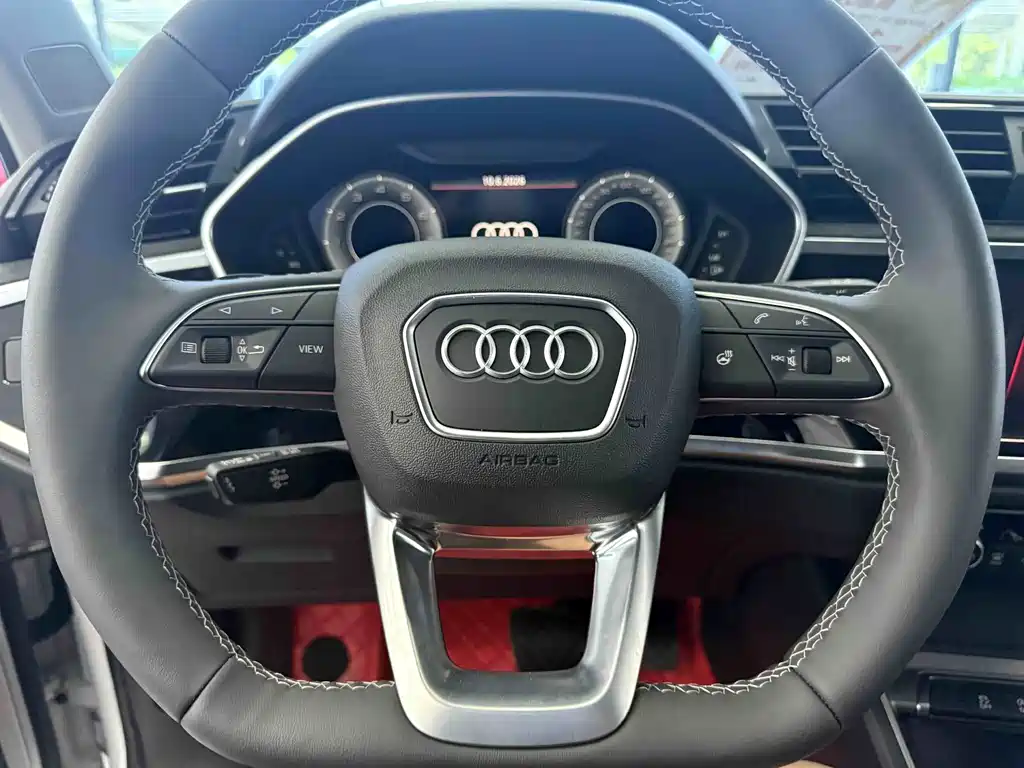 Audi Q3 — фотографии объявления, Фото 23