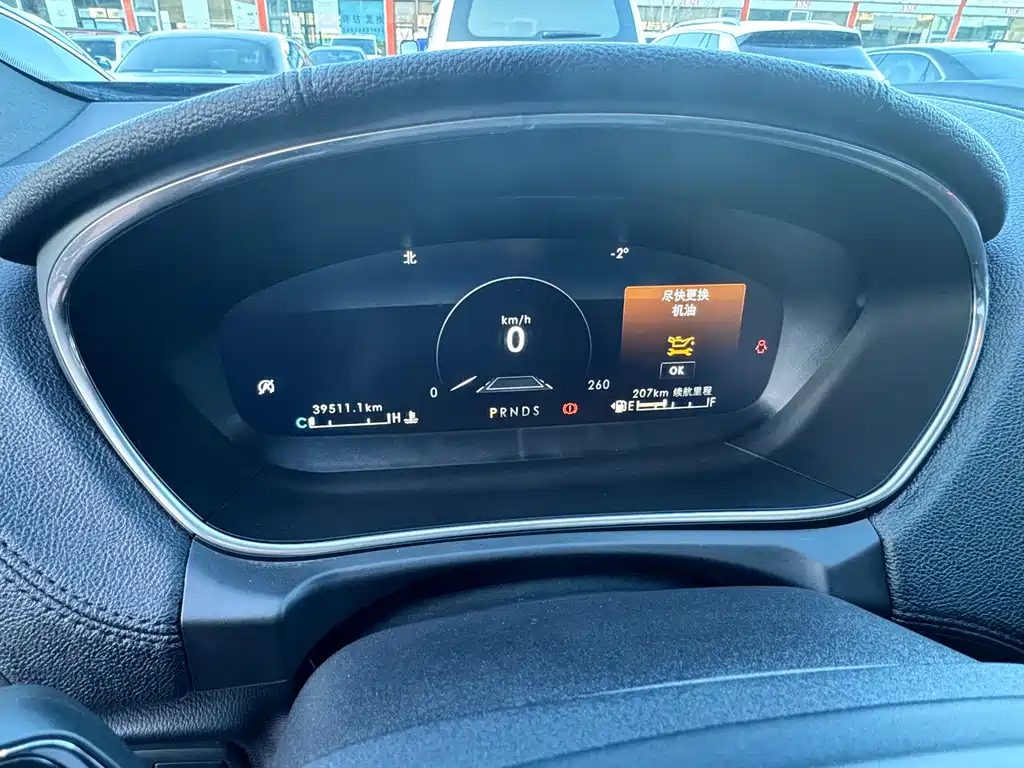 LINCOLN NAVIGATOR (IMPORT)