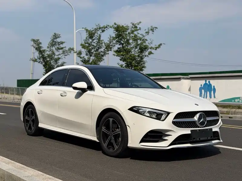 Mercedes-Benz A-Class A 2022 A 200 L Sport Fashion