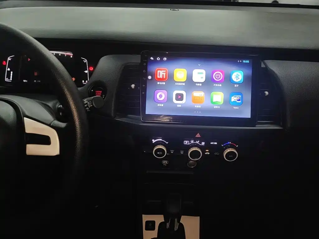 Honda Fit — миниатюра 13