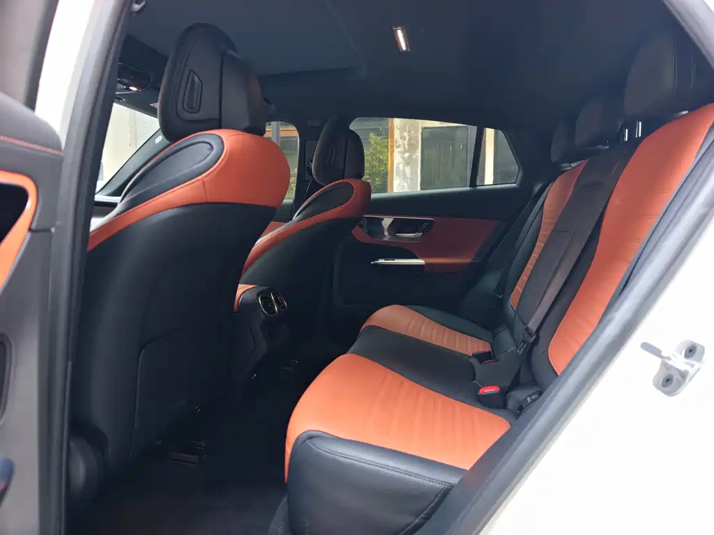 Mercedes-Benz GLC 2024 GLC 260 4MATIC SUV