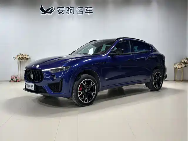 MASERATI LEVANTE 2019