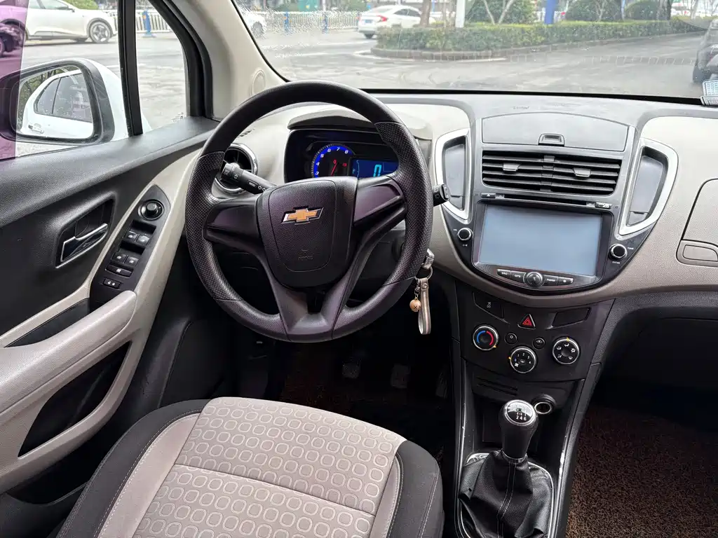 Chevrolet Trax 2014 1.4T MT Comfort