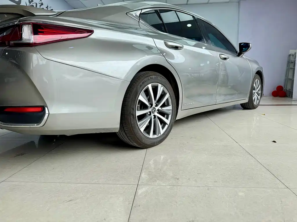 Lexus ES — фотографии объявления, Фото 22
