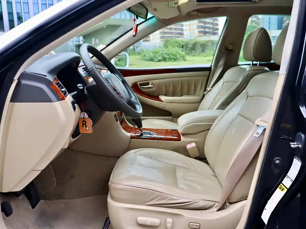 Toyota Crown 2009 2.5L Royal