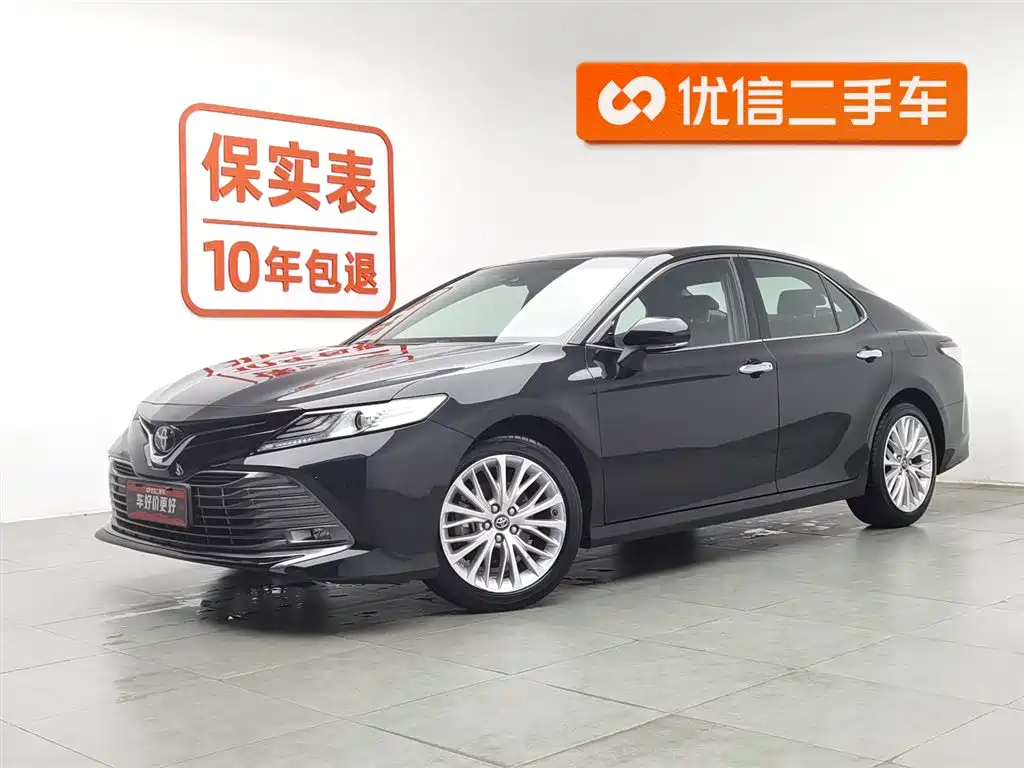 Toyota Camry 2021
