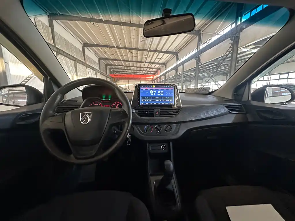 Baojun 310 2016 1.2L MT