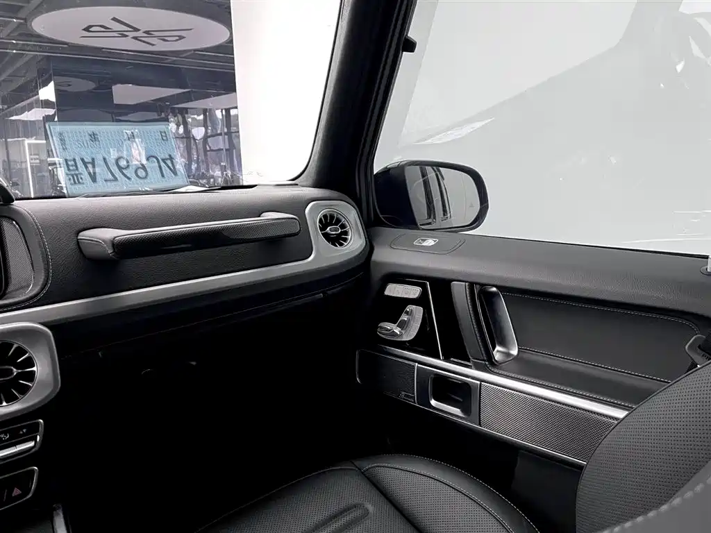 MERCEDES-BENZ G CLASS