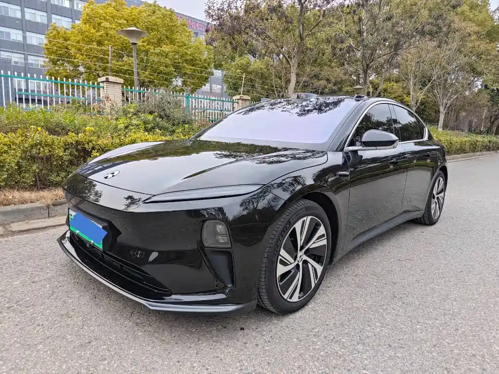 NIO NIO ET5