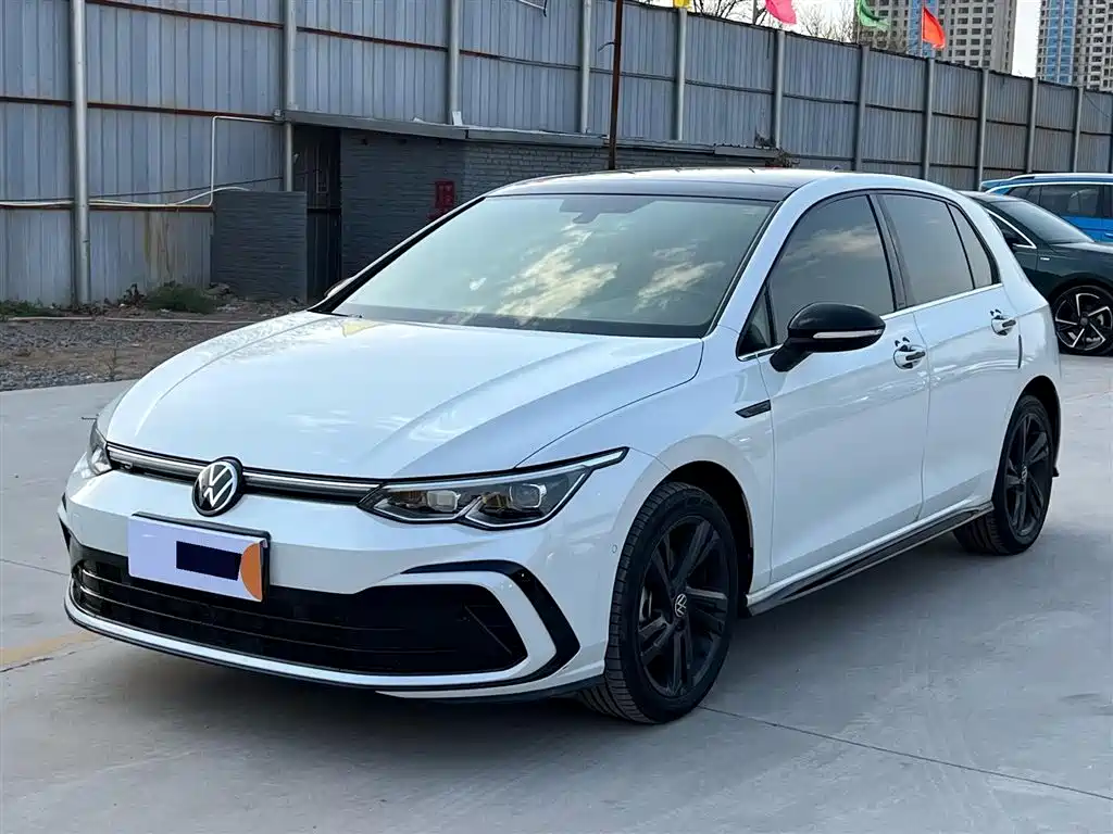 Volkswagen Golf 2023