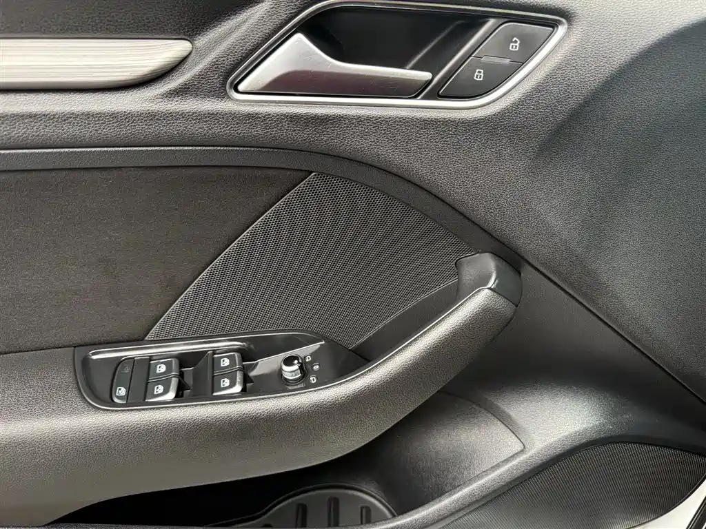 Audi A3 2017 Limousine 35 TFSI Sport