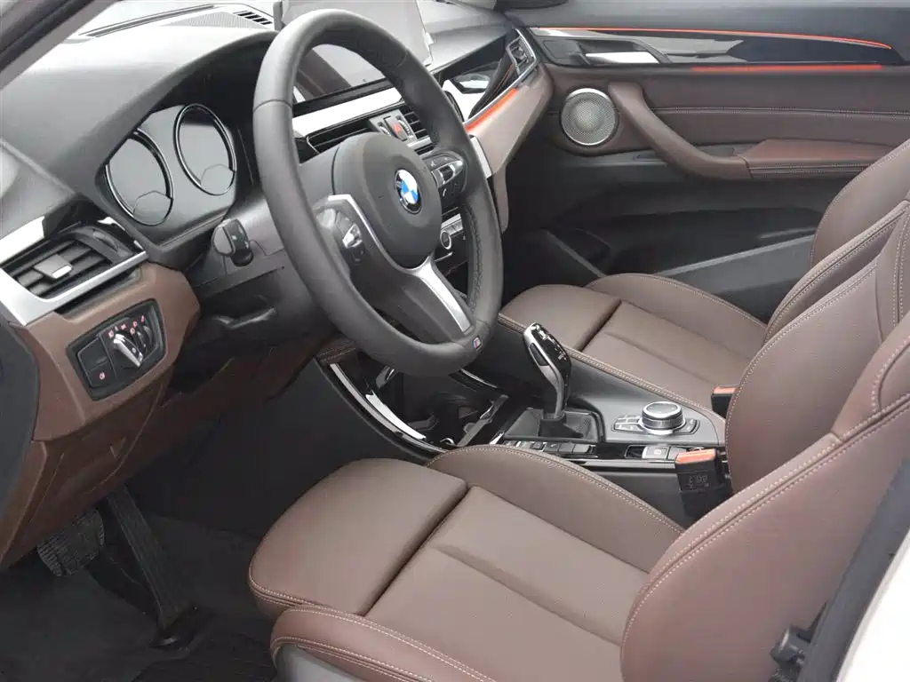 BMW X1 2021 xDrive25Li Premium