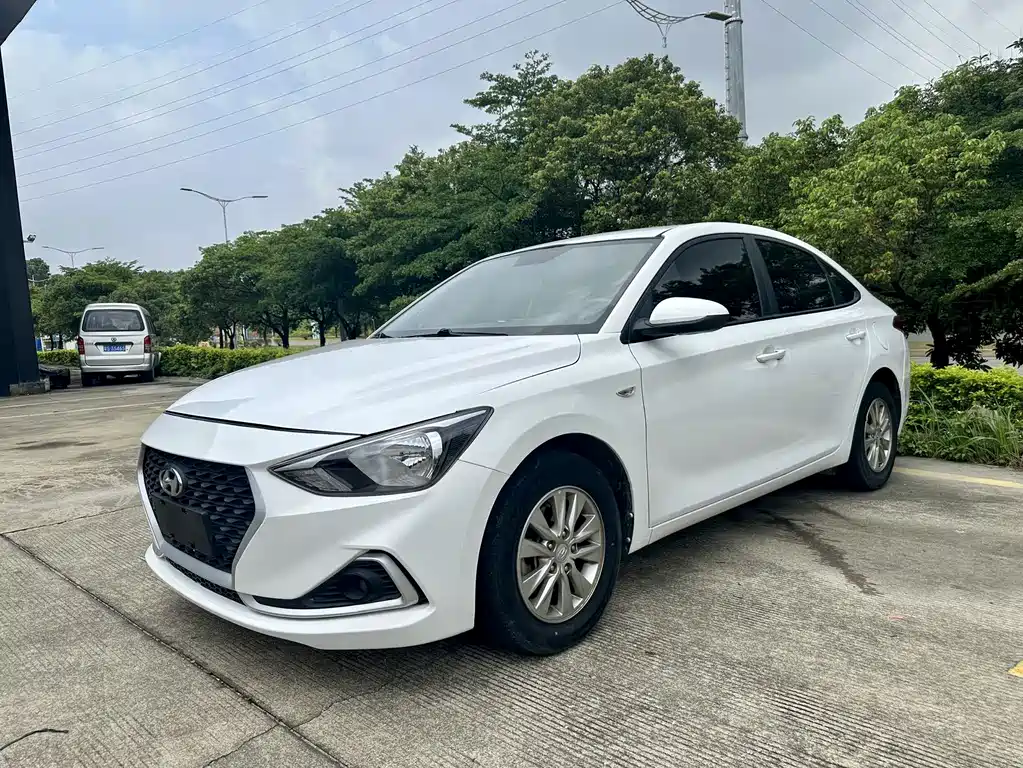 Hyundai Elantra 2019