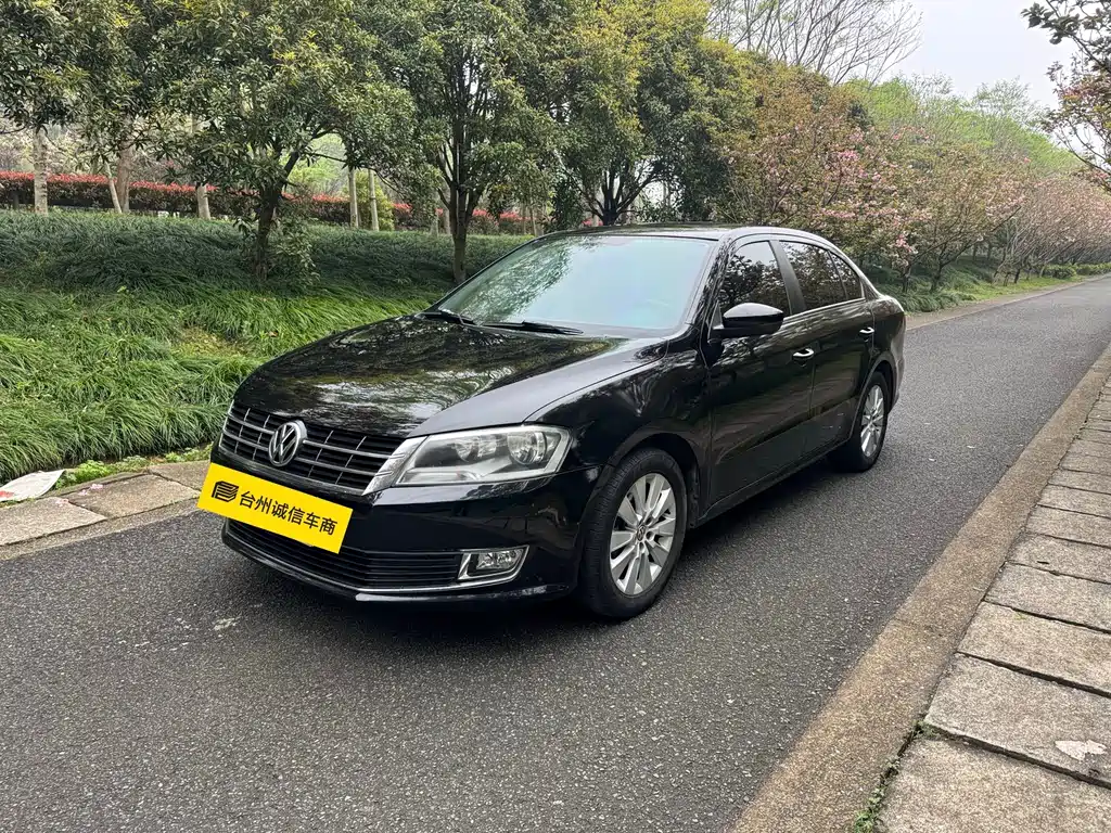 Volkswagen Lavida 2013