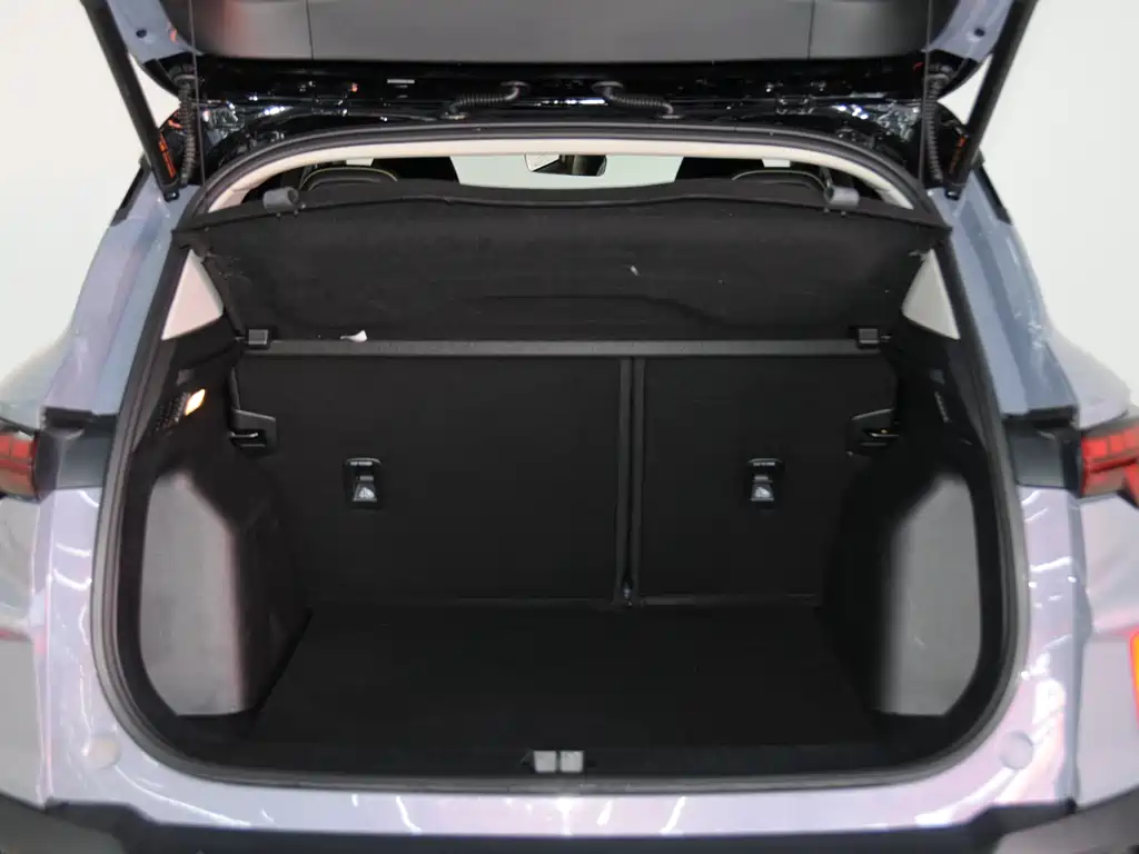 GEELY AUTOMOBILE BINYUE