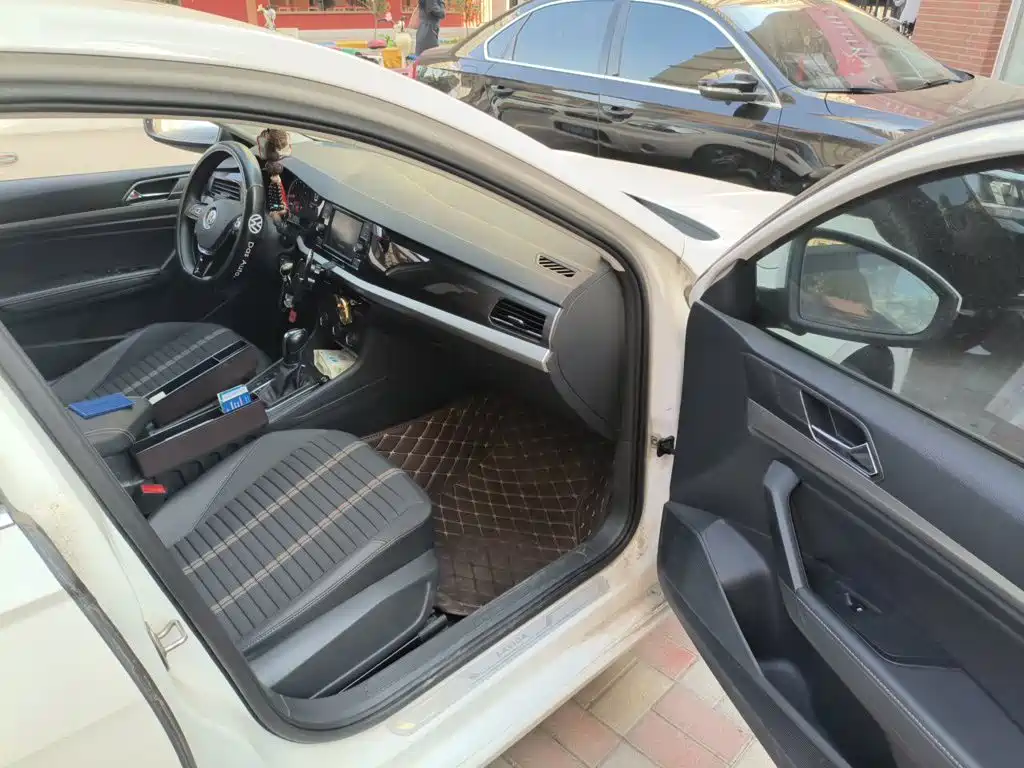Volkswagen Lavida — миниатюра 19