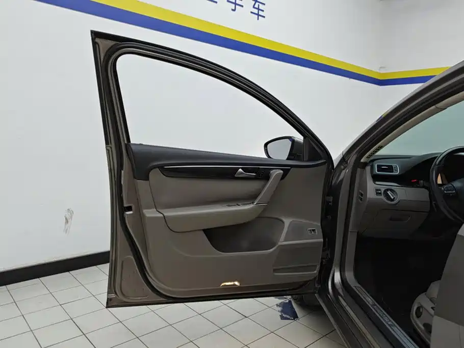Volkswagen Magotan 2013 2.0TSI Luxury