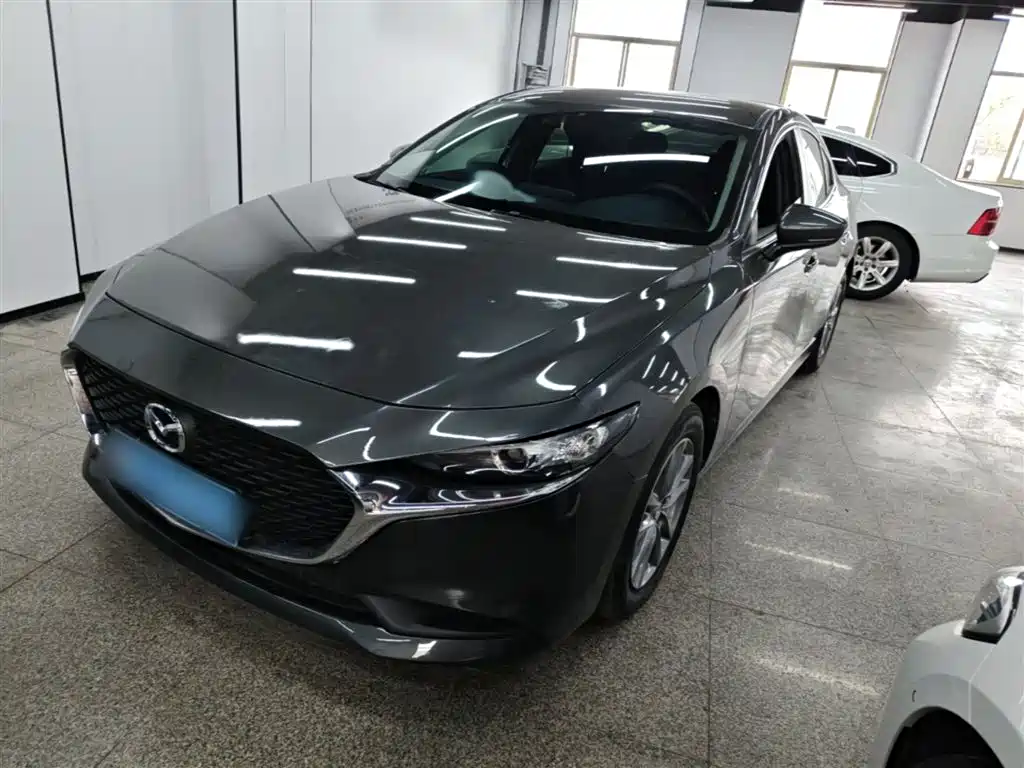 Купить Mazda 3 Axela