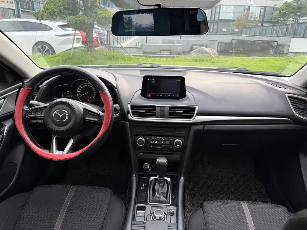 Mazda Mazda3 — фотографии объявления, Фото 14