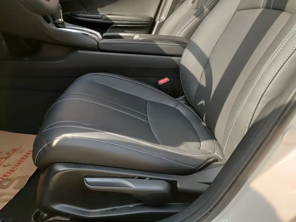 Honda Civic — миниатюра 16